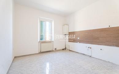 Trilocale al piano terra in zona tranquilla
