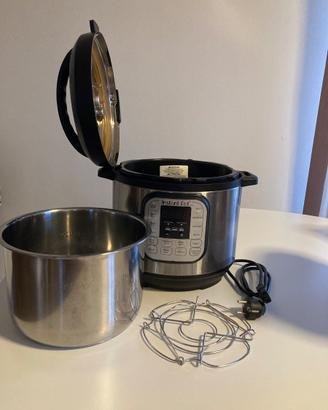 Instant Pot Duo 5,7L  pentola a pressione