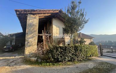 RUSTICO CON VISTA INTERAMENTE PERSONALIZZABILE