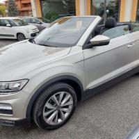 VOLKSWAGEN T-Roc Cabriolet 1.5 TSI ACT DSG Style