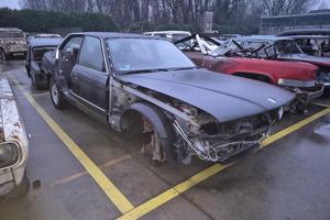 Bmw 735I - 735 I E32 Demolita - Per Ricambi