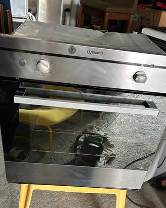 Forno ad incasso