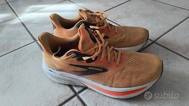 scarpe brooks