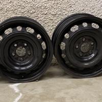 Cerchi in ferro da 16 per Mazda