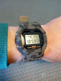 Orologio digitale sportivo