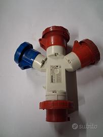 Adattatore / Presa multipla industriale Gewiss