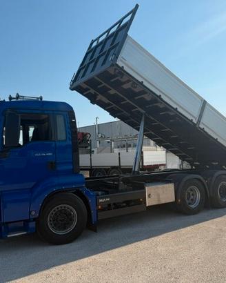 Man TGS 26.480 ribaltabile trilaterale da 6,5 mt.