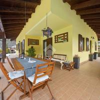 VILLA SINGOLA A VALLARSA