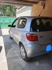 Yaris benzina 3 porte 