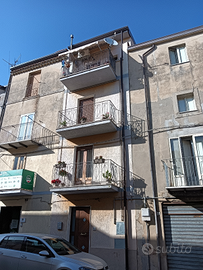 Casa indipendente a piani