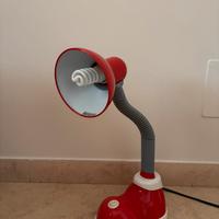 Lampada da tavolo rossa per bambini