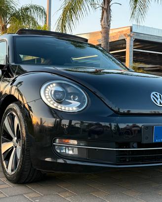 Volkswagen Maggiolino 1.6 TDI DSG R-ine Cup Tetto 