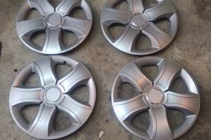 copricerchi borchie 16 dacia sandero