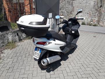 Suzuki Burgman 200 anno 2014