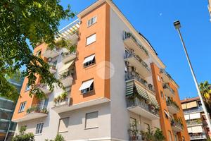 2 LOCALI A ROMA