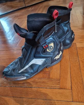 Vestiario moto usato