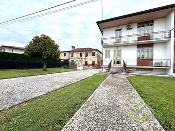 PORZIONE DI BIFAMILIARE
