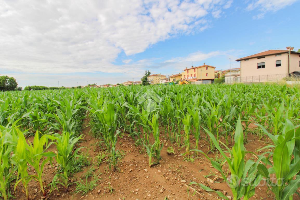 TERRENO A ROVATO - Vista 5