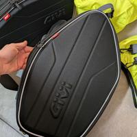 Borse e telaio Kawasaki z900