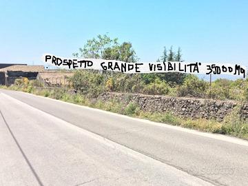 Casa Colonica e ampio terreno Borello indipendente