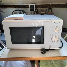 Forno microonde Panasonic