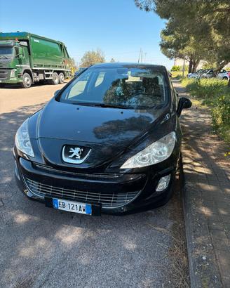 Peugeot 308 1.6 HDi 90CV Premium 