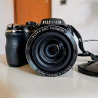 macchina fotografica Fujifilm Finepix Serie S3200