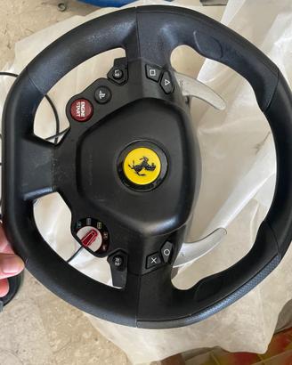 Volante da PlayStation FERRARI con pedale