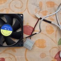 Ventola per case PC  8x8 cm 12V 0,15A