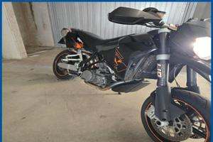 BMW F 900 R Garantita e Finanziabile