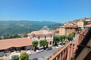 3 LOCALI A BELLEGRA