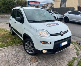 Fiat Panda 1.3 MJT 4x4 TREKKING UCONNECT LEGA BT