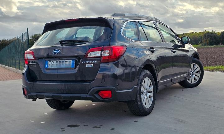 Subaru Outback 2.0D Style Lineartronic – 2016