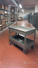 carrello con scala
