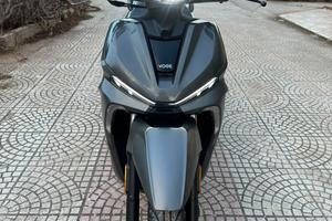 Voge SR16 125 2025 3440km + bauletto e parabrezza
