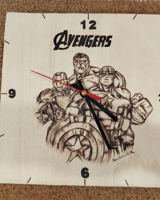 orologio in legno Avengers 