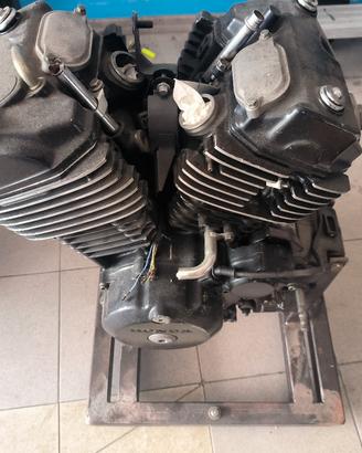 motore Honda Transalp nero