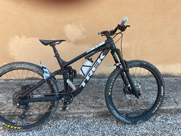 Trek Remedy 8 MTB bicicletta muscolare