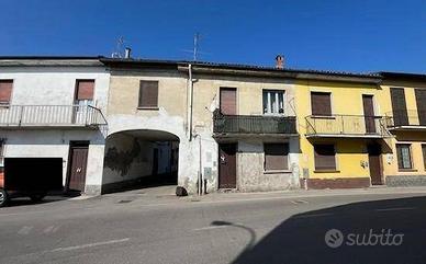 Immobile in asta di 106 m² con 3 locali a Gambolò