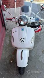 Vespa GTS 300 Super