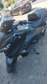 Tmax 560
