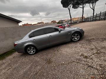 Bmw 530i UNIPRO LEGGI BENE