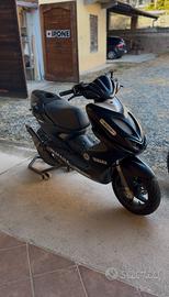 yamaha aerox LEGGERE DESCRIZIONE