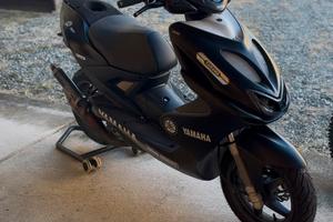 yamaha aerox LEGGERE DESCRIZIONE
