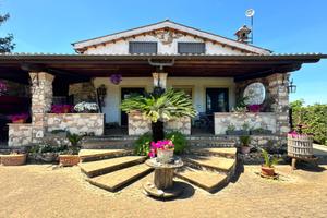 VILLA SINGOLA A SAN CESAREO