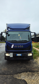 Camion IVECO 120E220