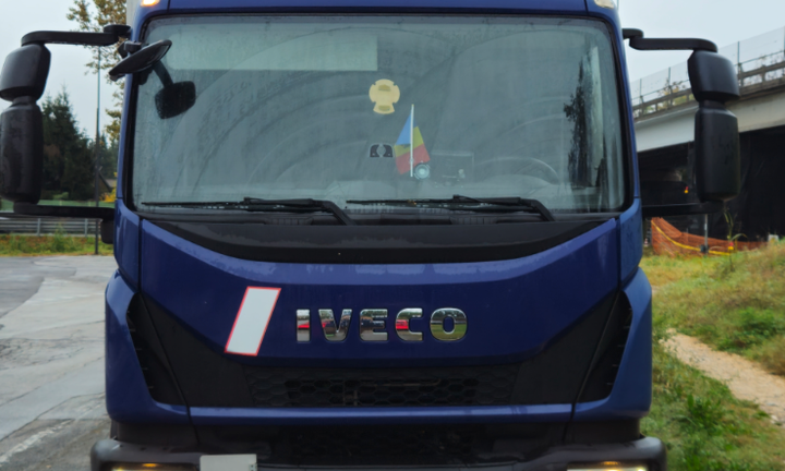 Camion IVECO 120E220