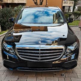 Mercedes Classe E 220d da VETRINA!