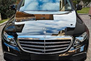 Mercedes Classe E 220d da VETRINA!