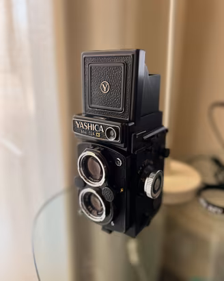 Fotocamera biottica Yashica Mat 124 G